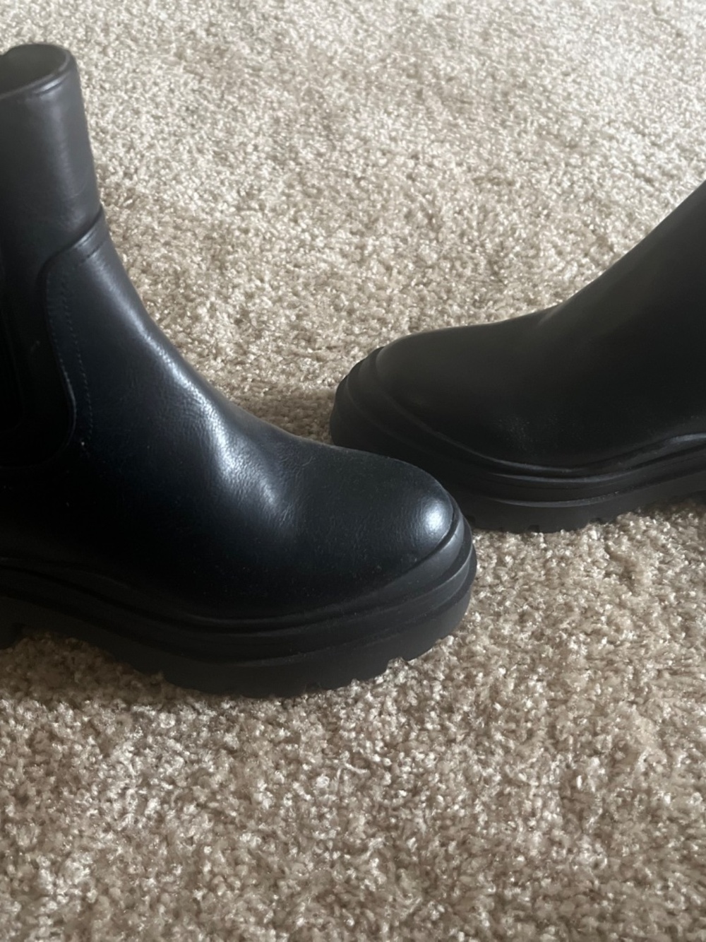 Boots - Picture 3 of 3